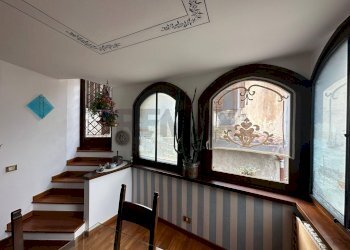 Scale - Casa indipendente Via Siviano
 
169, Monte Isola - foto 18