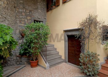 Casa all\'aperto - Casa indipendente Via Siviano
 
169, Monte Isola - foto 29