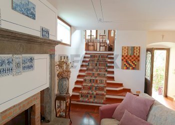 Soggiorno - Casa indipendente Via Siviano
 
169, Monte Isola - foto 37