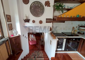 Cucina - Casa indipendente Via Siviano
 
169, Monte Isola - foto 41