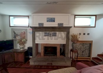 Soggiorno - Casa indipendente Via Siviano
 
169, Monte Isola - foto 55