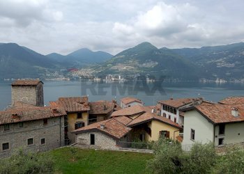 Casa all\'aperto - Casa indipendente Via Siviano
 
169, Monte Isola - foto 56