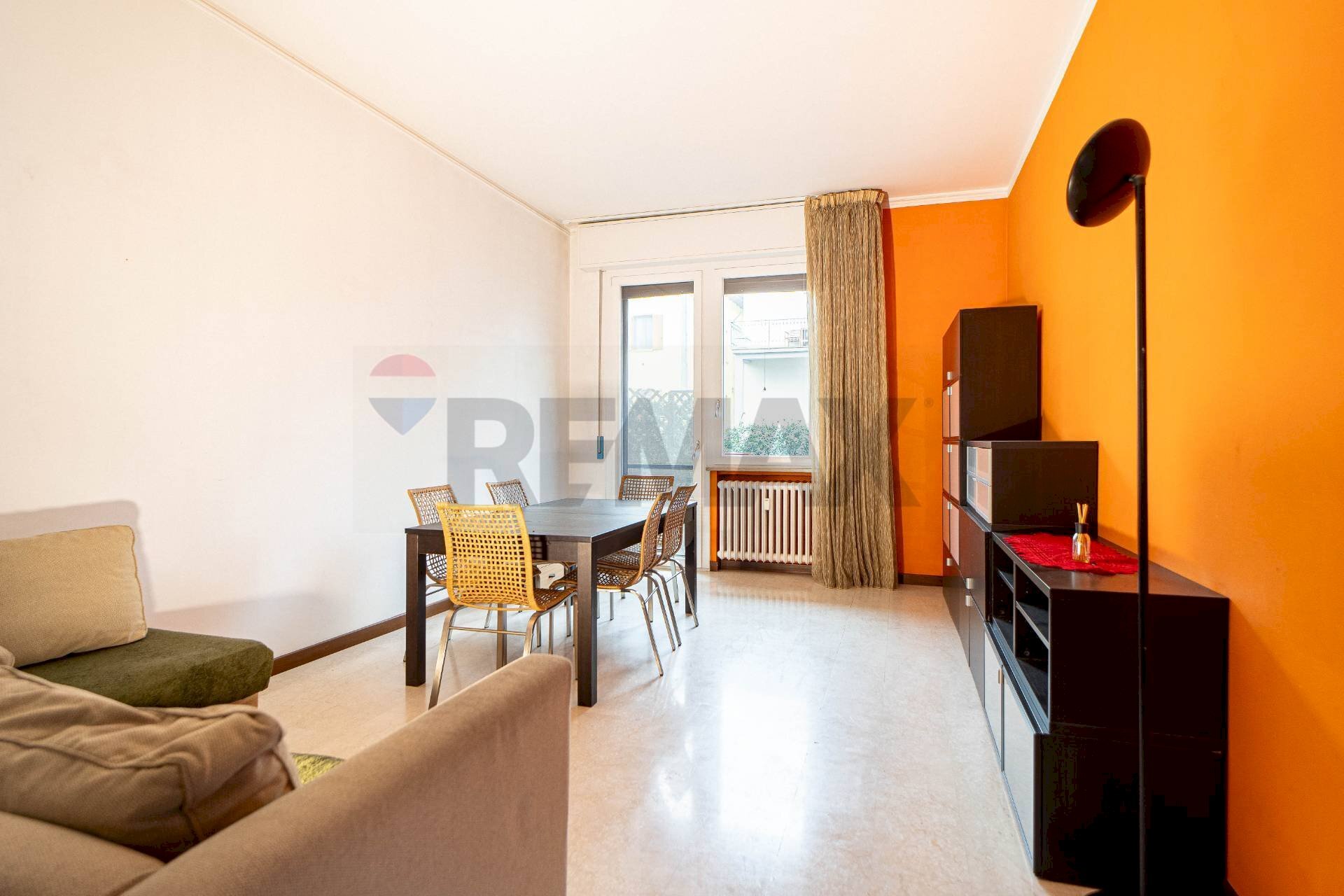 Sala da pranzo - Trilocale VIA EMILIA EST
 
202, Parma - foto 1