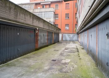 Edificio all\'aperto - Trilocale VIA EMILIA EST
 
202, Parma - foto 22