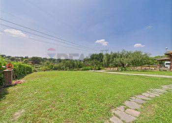 Giardino - Casa semi indipendente Via dello Scopiglieto, Formello - foto 6