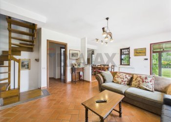 Soggiorno - Casa semi indipendente Via dello Scopiglieto, Formello - foto 8