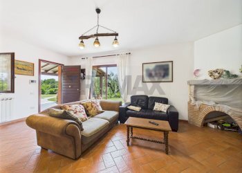 Soggiorno - Casa semi indipendente Via dello Scopiglieto, Formello - foto 11