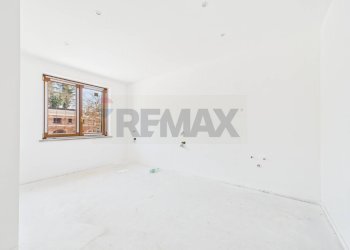 Stanza vuota - Casa semi indipendente Formello - foto 9