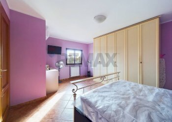 Camera / camera da letto - Villa a Schiera Ardea - foto 4