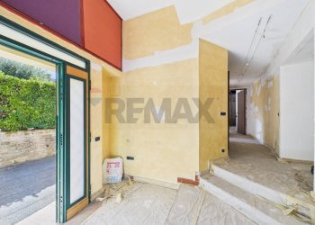 Ricezione / Lobby - Trilocale Viale Cile
 
3, Formello - foto 7