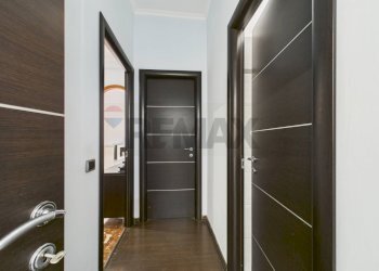 Hall / corridoio - Trilocale Via Ottavio Assarotti
 
20, Roma - foto 17