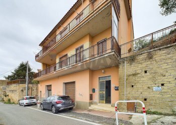 Edificio all\'aperto - Bilocale VIA BRUNO BUOZZI, Capena - foto 4