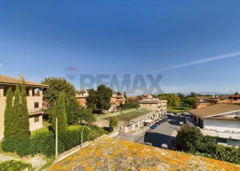 Edificio all\'aperto - Quadrilocale via g ferrari
 
2, Campagnano di Roma - foto 16