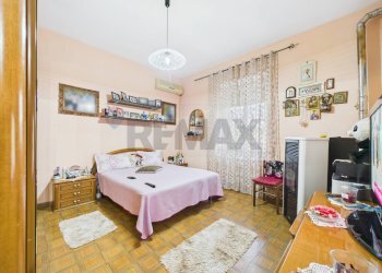 Camera / camera da letto - Bilocale VIA ROMA
 
62, Formello - foto 7