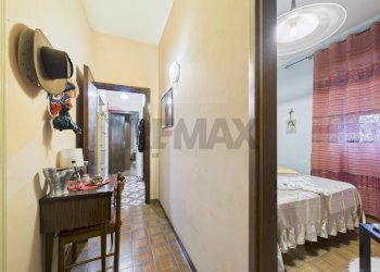 Hall / corridoio - Bilocale VIA ROMA
 
62, Formello - foto 12