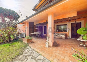 Terrazza - Villa a Schiera VIA TERRE DI BETTONA
 
6, Formello - foto 2