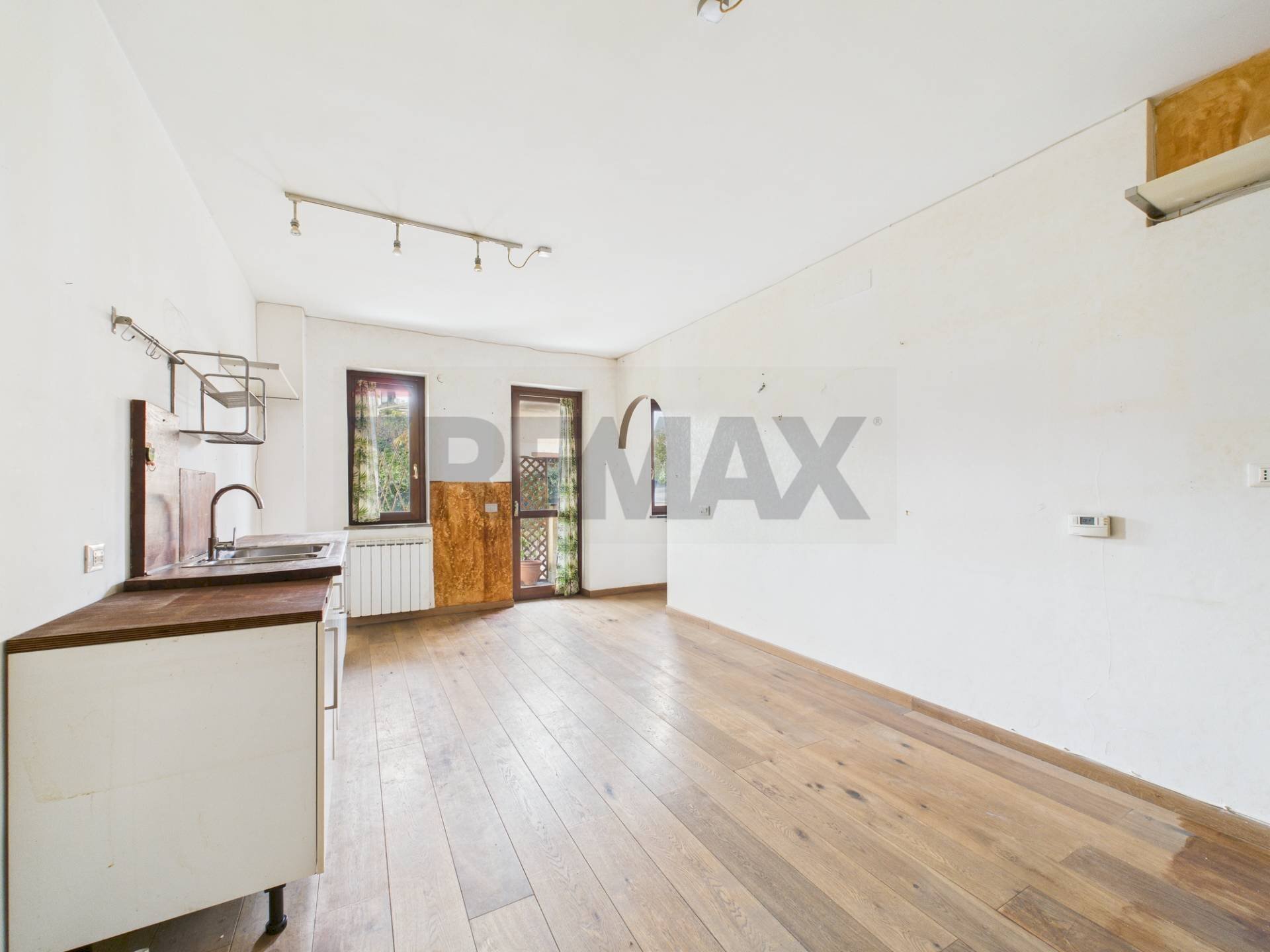 Stanza vuota - Bilocale Via Emilio Bassanelli
 
62, Formello - foto 3