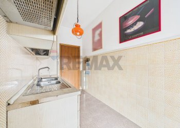 Cucina - Quadrilocale Via Della Stazione Di Cesano
 
468, Roma - foto 12