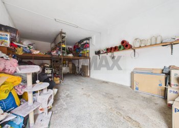 Dispensa di stoccaggio - Quadrilocale Via Della Stazione Di Cesano
 
468, Roma - foto 35