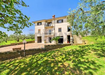 Casa all\'aperto - Quadrilocale via montefiore
 
20, Formello - foto 1