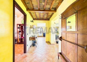 Hall / corridoio - Trilocale via montefiore 20, Formello - foto 8