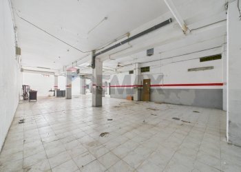 Parcheggio - Commercial Premises via di tor san giovanni
 
140, Roma - photo 19