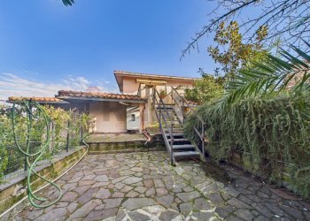 Casa all\'aperto - Quadrilocale via cesare d'antonio
 
5, Formello - foto 20