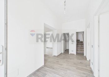 Stanza vuota - Three-room apartment Via Valle del Bosco
 
42, Roma - photo 6