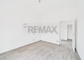 Stanza vuota - Three-room apartment Via Valle del Bosco
 
42, Roma - photo 10