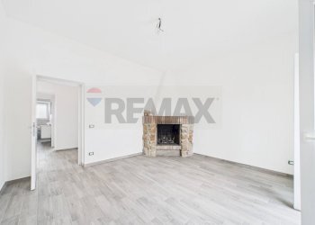 Stanza vuota - Three-room apartment Via Valle del Bosco
 
42, Roma - photo 12