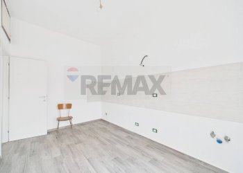 Stanza vuota - Three-room apartment Via Valle del Bosco
 
42, Roma - photo 21