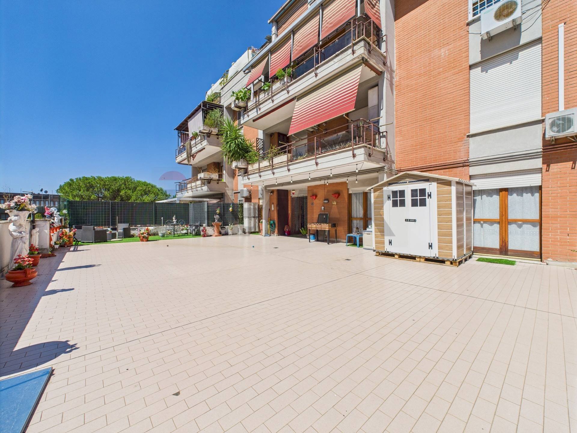 Edificio all\'aperto - Trilocale Monterotondo - foto 3