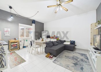 Sala da pranzo - Bilocale Via Roma
 
16, Formello - foto 1