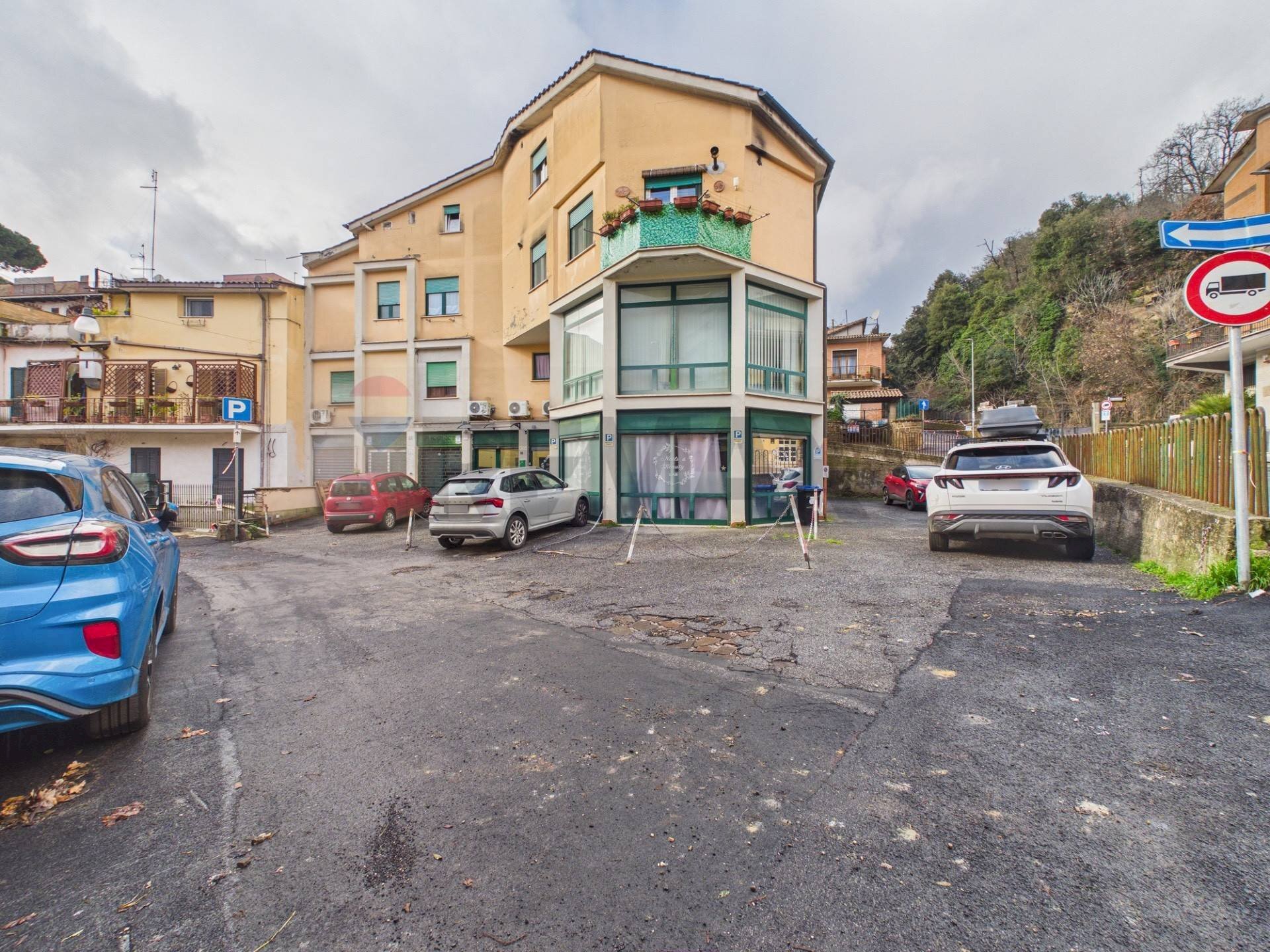 Edificio all\'aperto - Bilocale Via Martiri D'Ungheria, Formello - foto 2