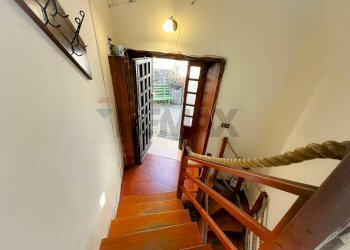 Scale - Casa indipendente Via San Rocco
 
20, Scontrone - foto 9