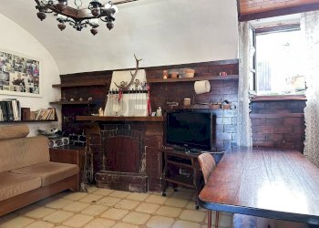 Sala da pranzo - Casa indipendente Via San Rocco
 
20, Scontrone - foto 27