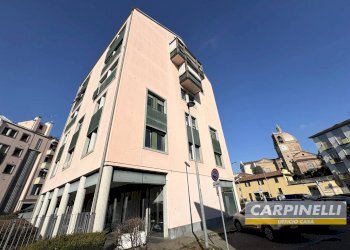 Foto 15 - Shop Via Pozzo Antico
 
24, Desio - photo 15