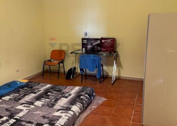 Camera / camera da letto - Ufficio Via delle Mammole
 
34, Modugno - foto 2