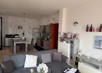 Sala da pranzo - Ufficio Via delle Mammole
 
34, Modugno - foto 3