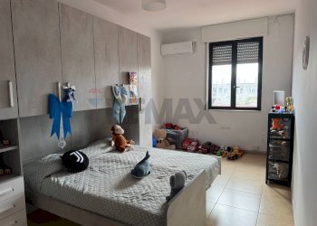 Camera / camera da letto - Ufficio Via delle Mammole
 
34, Modugno - foto 7