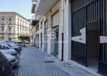 Foto 2 - Trilocale Via Scaccianoce
 
19, Acireale - foto 2