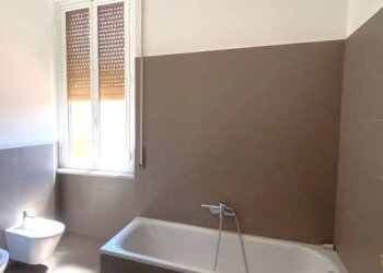 Bagno - Appartamento via Salaria, 330, Roma - foto 11