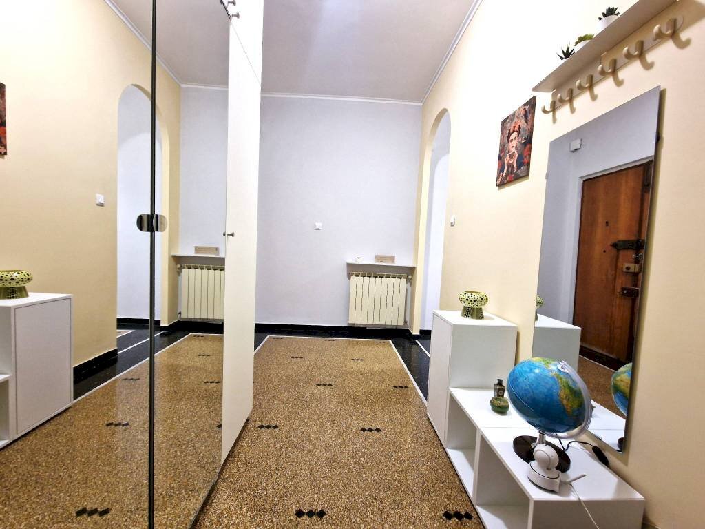 Ingresso - Two-room apartment via Giovanni Ambrogio Molfino, 10, Genova (neighborhood Sestri Ponente) - photo 3