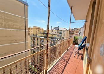 Terrazzo - Bilocale via Giovanni Ambrogio Molfino, 10, Genova (zona Sestri Ponente) - foto 6