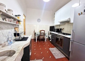 Cucina - Two-room apartment via Giovanni Ambrogio Molfino, 10, Genova (neighborhood Sestri Ponente) - photo 21