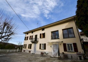 Facciata - Rustico via Bosino, Montegrosso d'Asti - foto 3