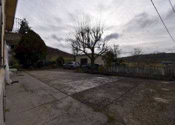 Cortile interno - Rustico via Bosino, Montegrosso d'Asti - foto 35