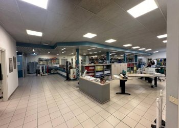 Interno non residenziale - Shop via Vigentina, Pavia - photo 3