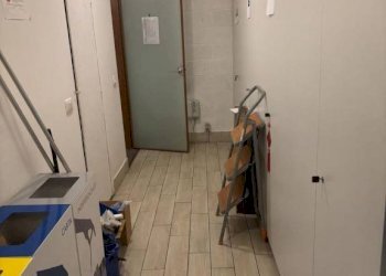 Interno non residenziale - Office via Monte Grappa, 20, Pavia - photo 7