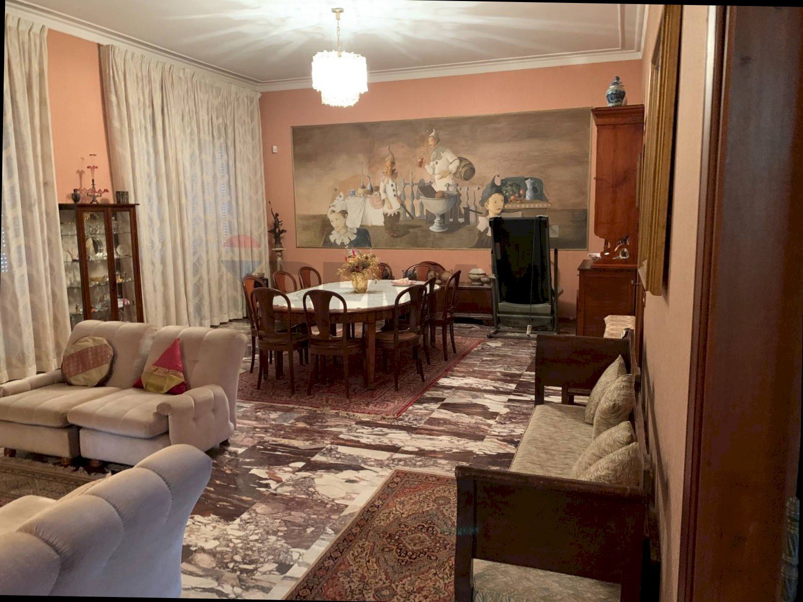 Sala da pranzo - Villa via A.Diaz
 
316, Fiuggi - foto 1